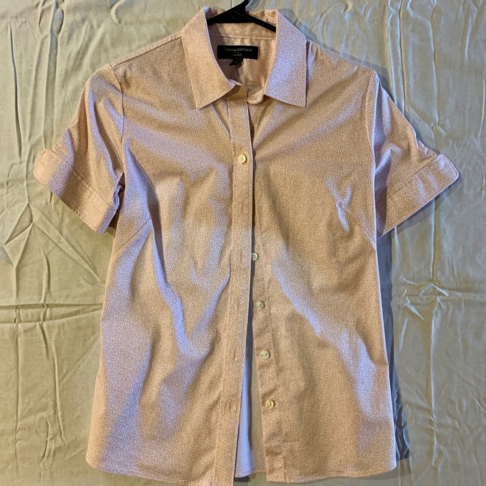 Banana Republic Non Iron Short Sleeve Blouse